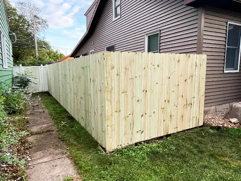 Buying a fence step 1: Measure the property