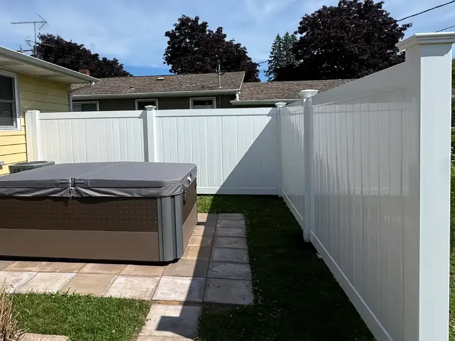 La Crosse, Wisconsin wood privacy fencing