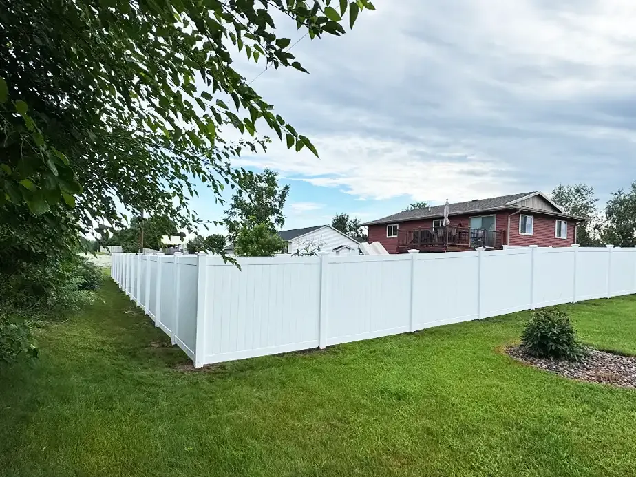 La Crosse Wisconsin professional Fence Installation