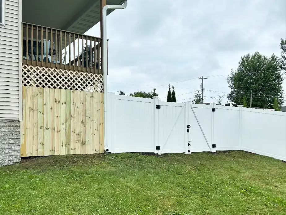 Privacy Fence Example in La Crosse, Wisconsin