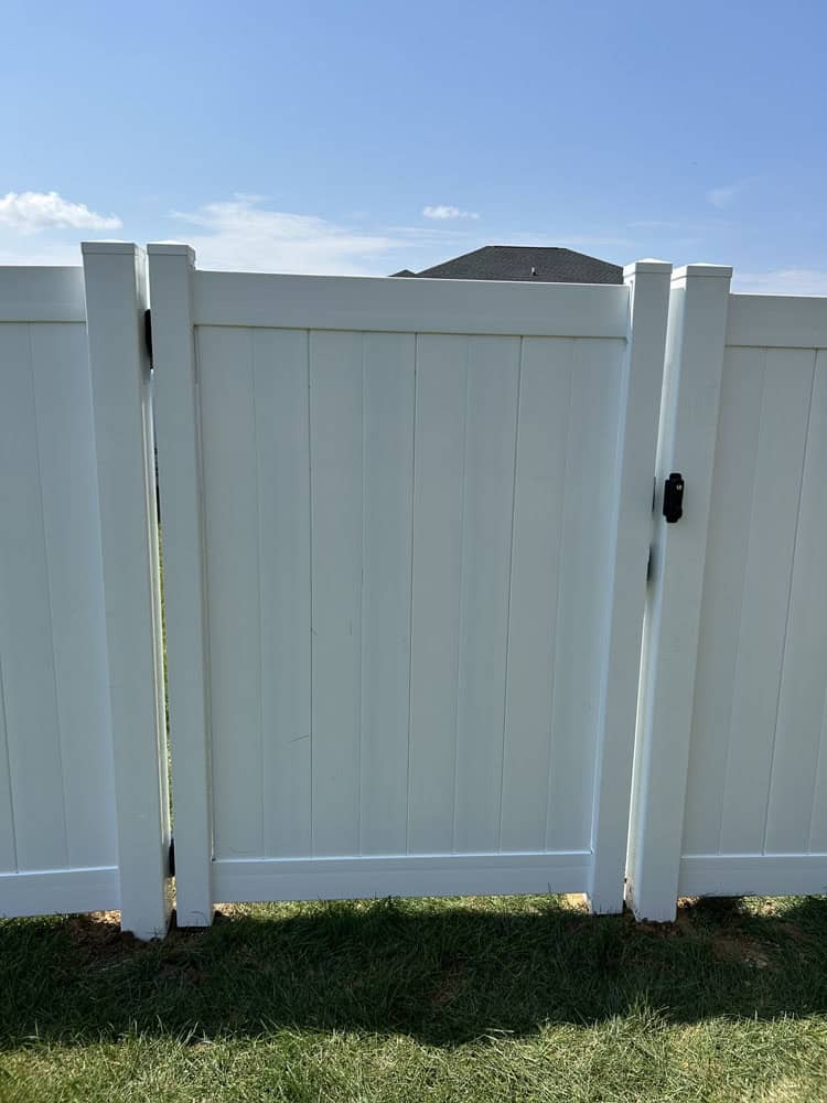 white vinyl fence entry gate installation