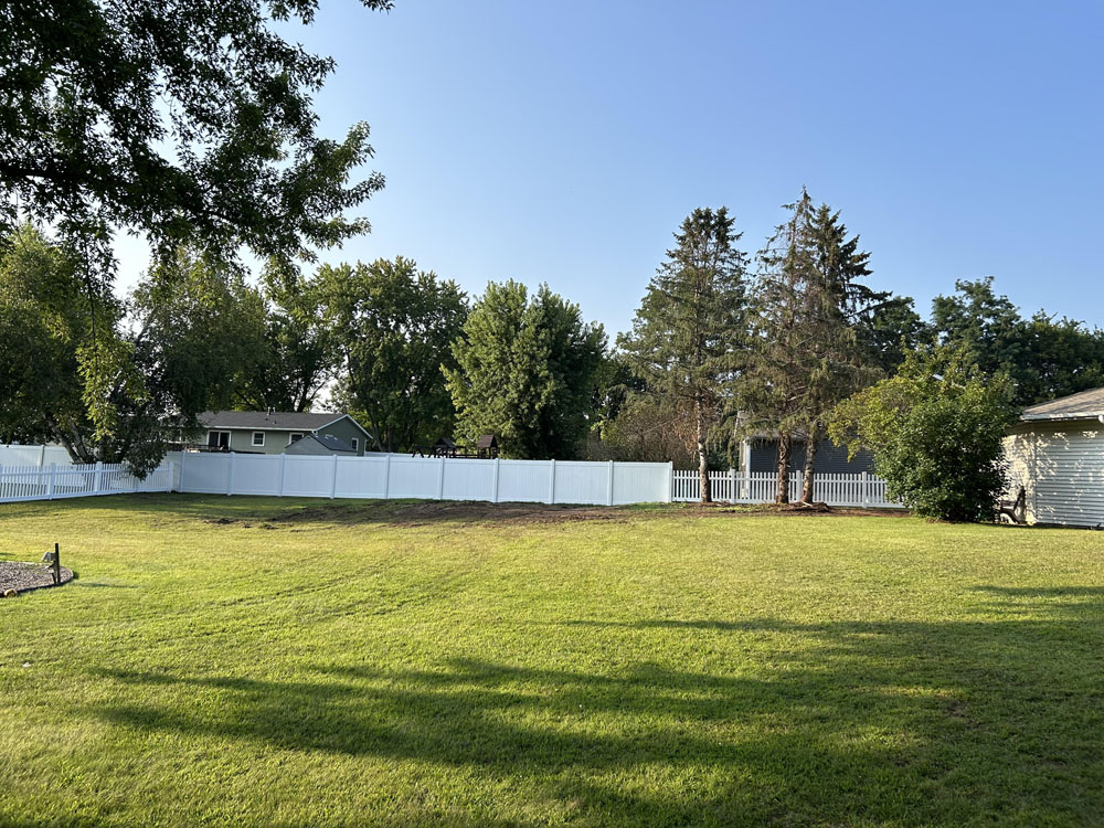 White vinyl fence - residential fence installation