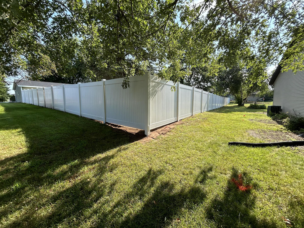 Vinyl fence - residential fence installation