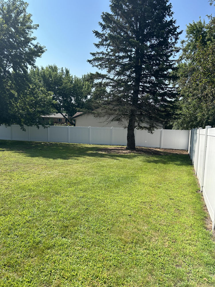 Vinyl fence - residential fence installation