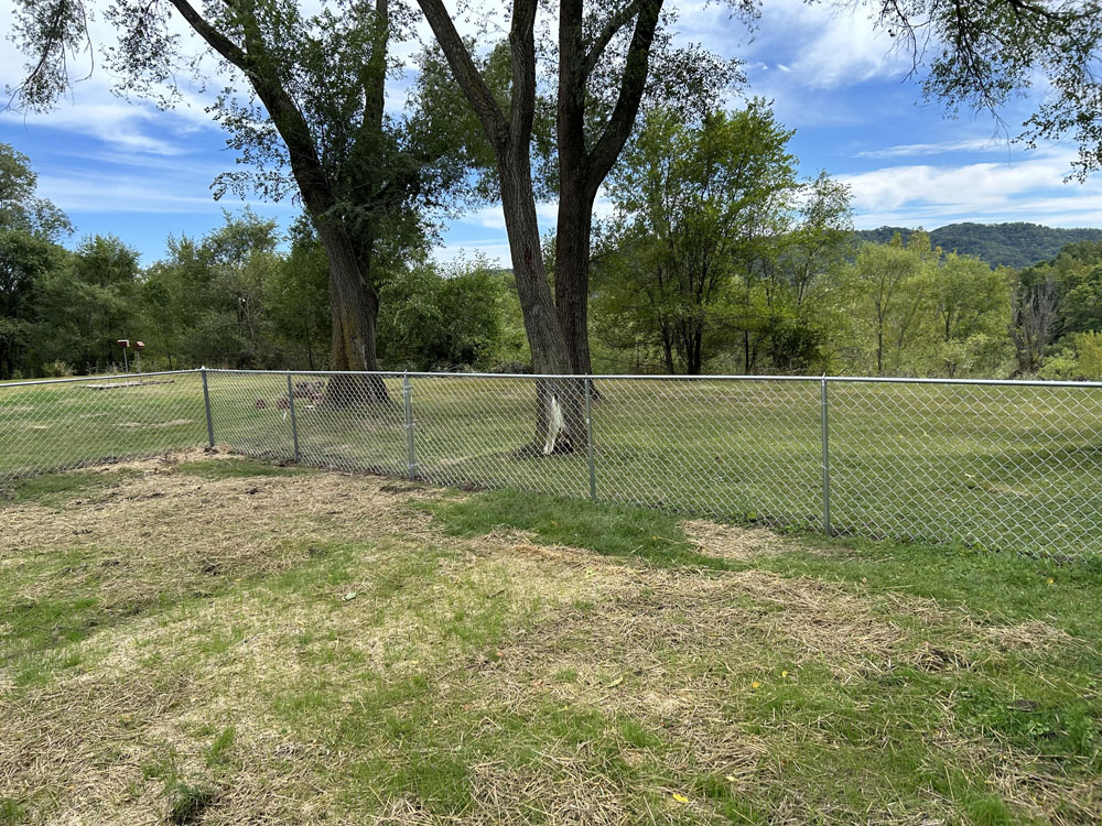 Chain link Fence installation by Flyway Fence Co