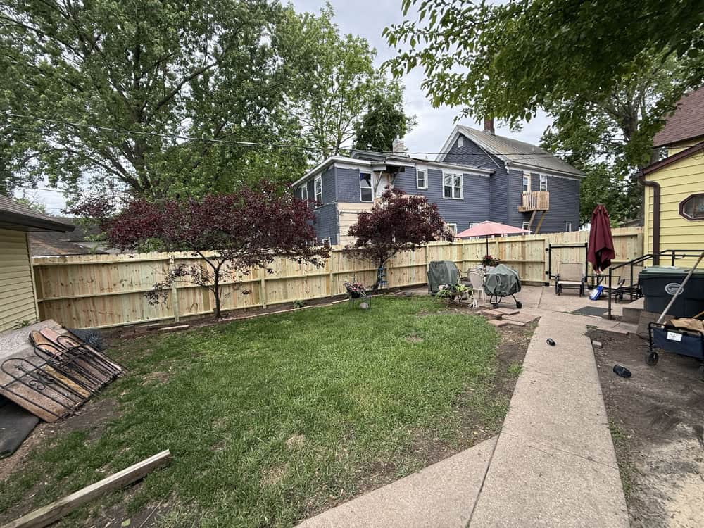 Wood fence install